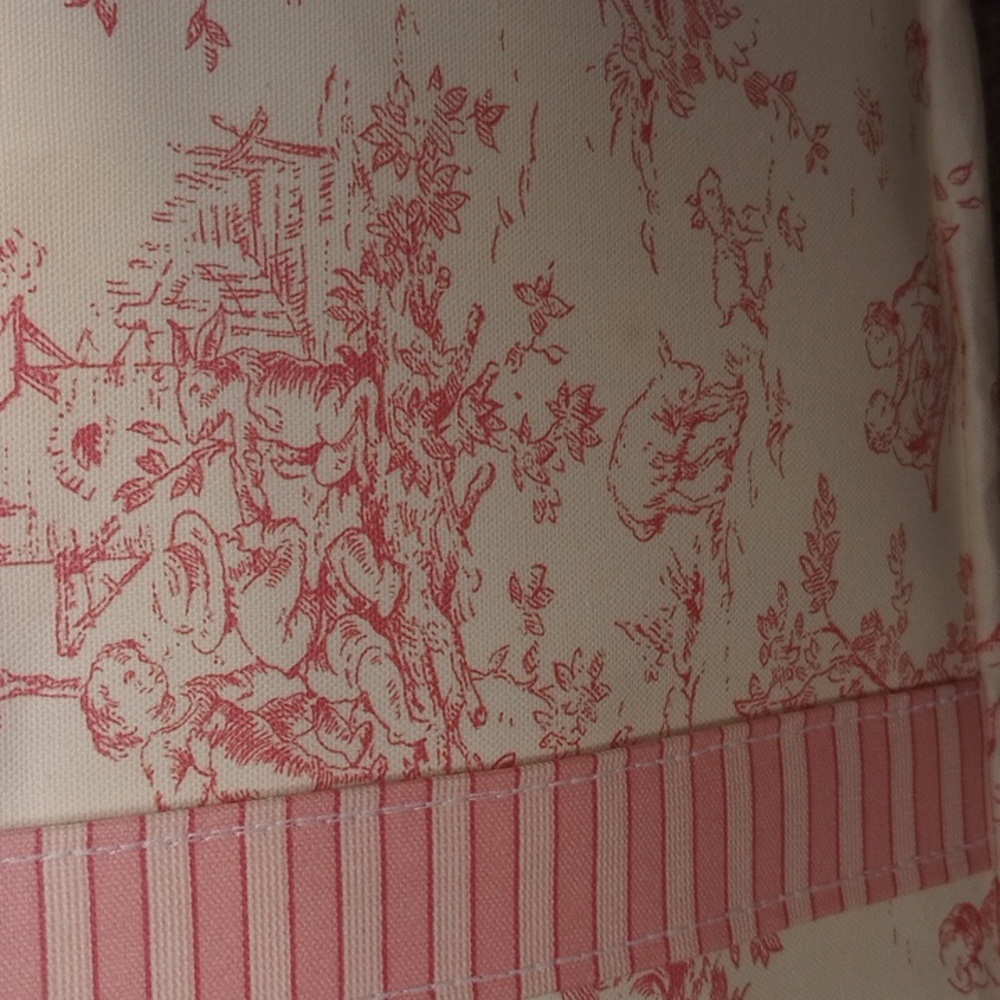 Vintage Style Toile Pink and White Large Zipper Bag - Picture 10 of 12